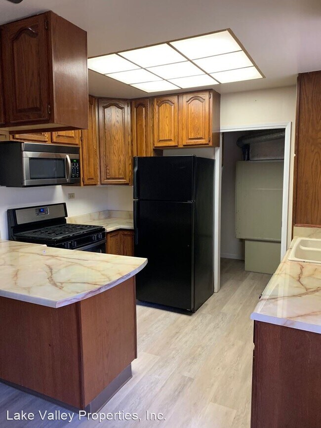 Building Photo - 3 br, 2 bath House - 2701 Clear Creek Rd.