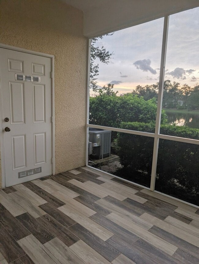 Building Photo - Charming 2BR Duplex in North Port