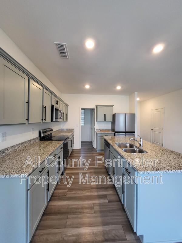 Building Photo - 212 Cottontail Ln