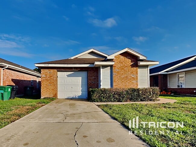 Building Photo - 3142 Boynton Dr