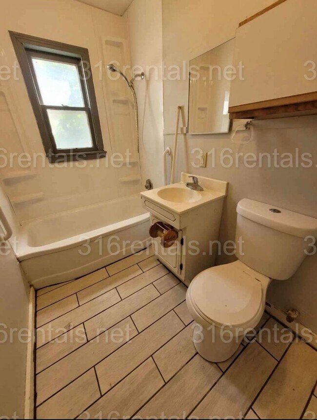 Foto del edificio - $825 - 2 bed 1 bath - Single Family Home