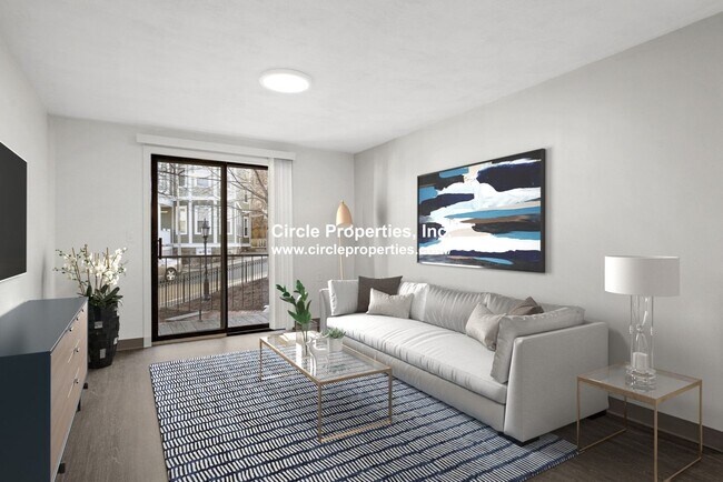 Foto del edificio - Renovated Gem near NEU with Laundry in Unit.  Hot Water and Internet included.  Cat Friendly