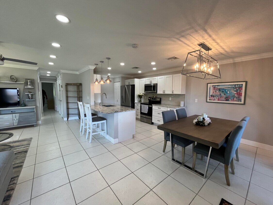 Foto principal - 5779 Doris Ct