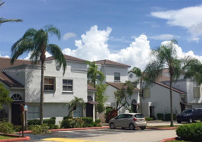 Foto del edificio - 4860 NW 97th Pl