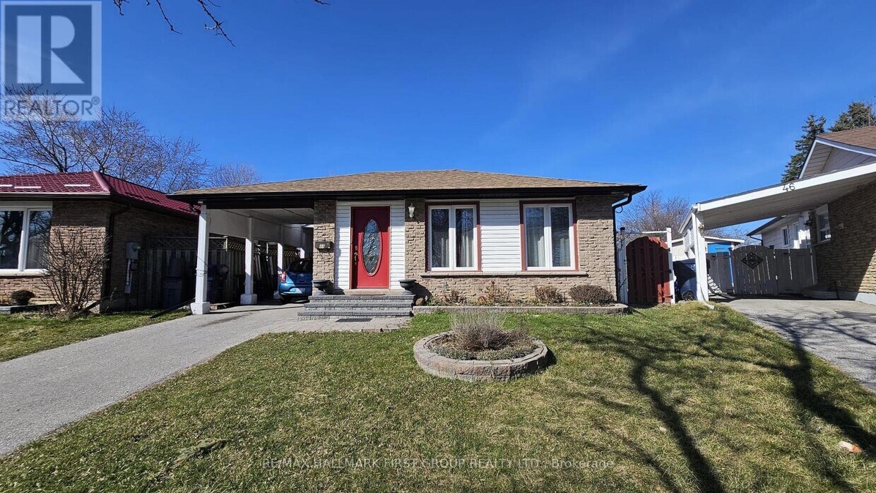 Primary Photo - 44 Loradeen Crescent