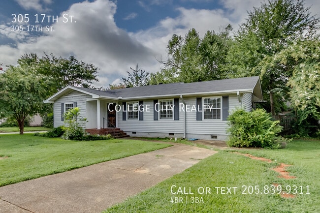 Photo - 305 17th St House