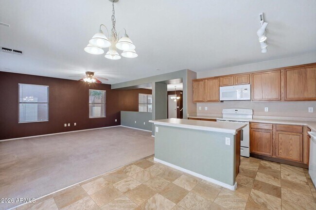 Building Photo - 2655 S Sailors Way