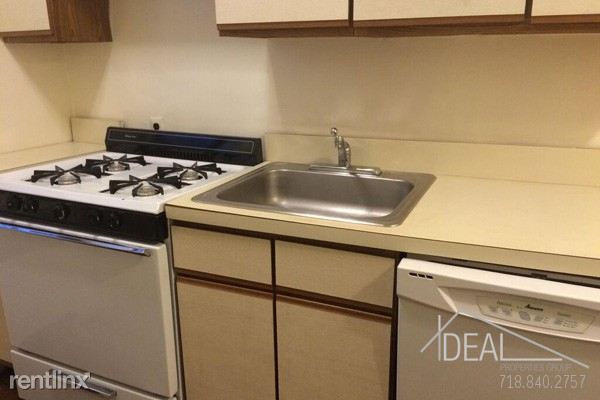 Fotografía del edificio - 205 Clinton St