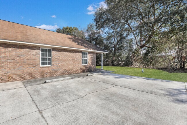 Foto del edificio - 22 Webb Ct NE
