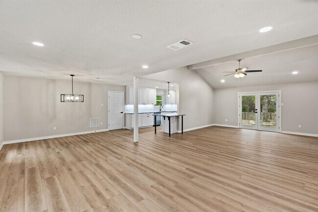 Foto del edificio - 900 Morgan Hill Dr