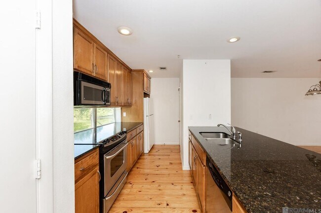 Foto del edificio - 1720 Nicholson Dr