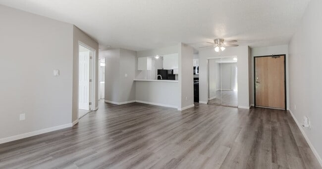 Building Photo - Hamlet Apartments