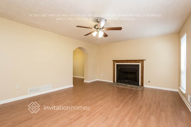 Foto del edificio - 1835 Red Rose Ln