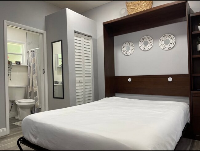 Foto del edificio - 1367 Riverland Rd