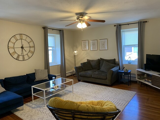 Building Photo - 7 Mt Vernon St