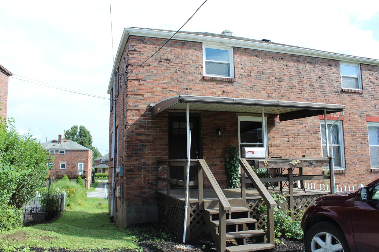 101 Victory Ln, Leetsdale, PA 15056 Townhome Rentals in Leetsdale PA