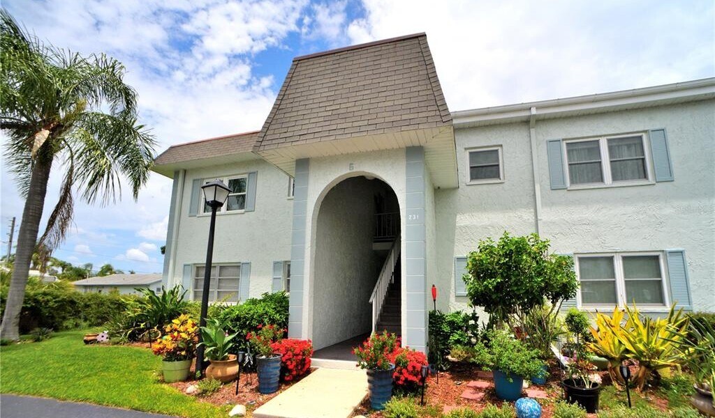 231 S McMullen Booth Rd Unit 56, Clearwater, FL 33759 Condo for Rent