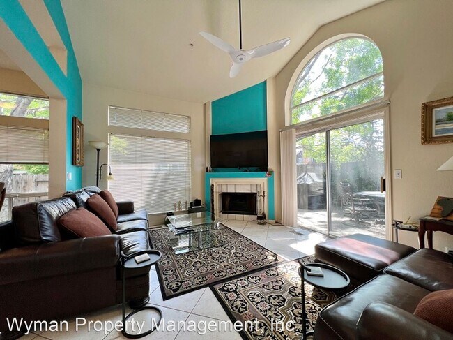 Foto del edificio - 3 br, 2 bath House - 755 La Homa Drive