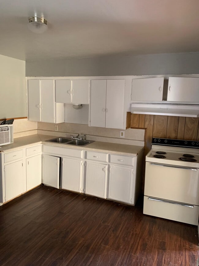 Photo - 1240 Windemere Ave House