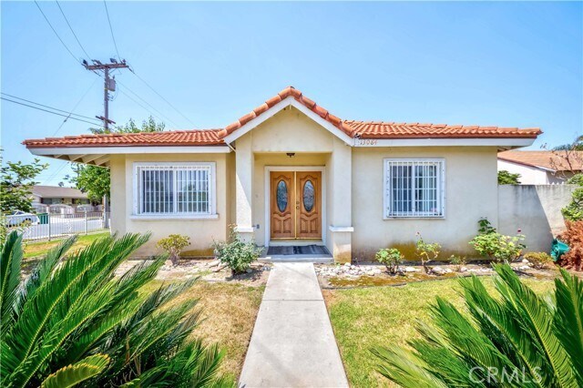 Primary Photo - 13084 Francisquito Ave
