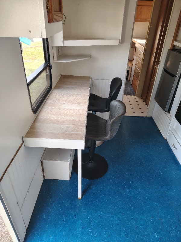 Building Photo - 132 NW Deer Run Gln