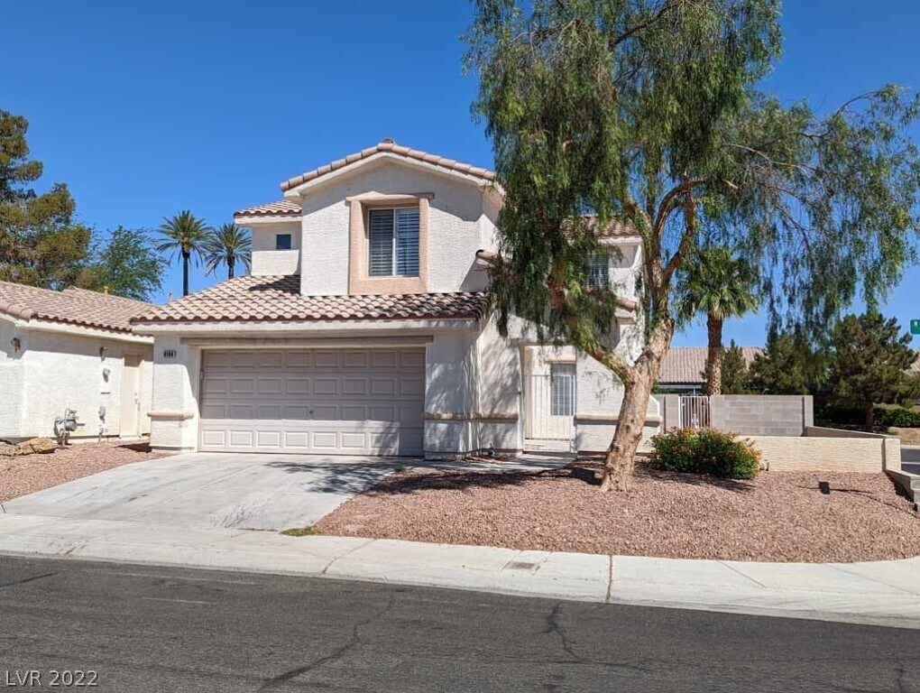 Foto principal - 8100 Broken Spur Ln