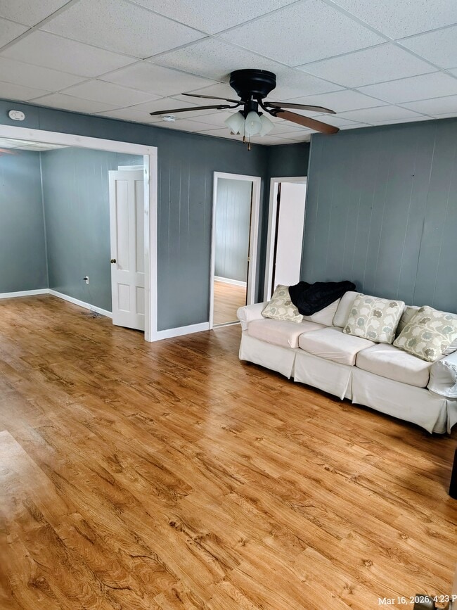 Foto del edificio - 463 Linden St