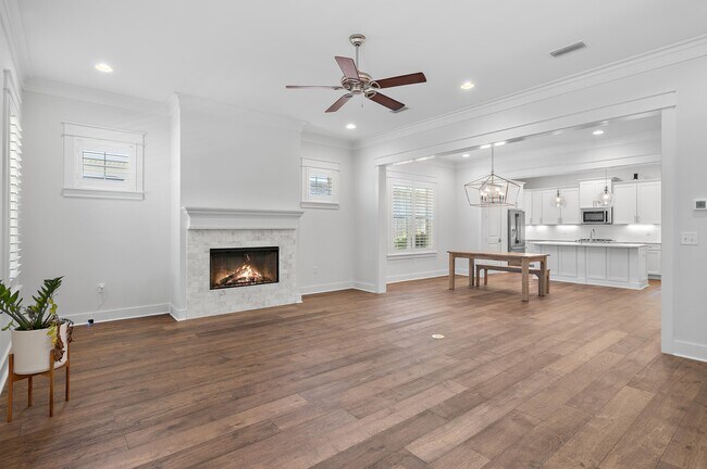 Foto del edificio - 298 Cobalt Ln