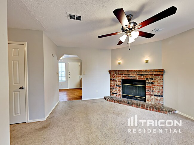 Foto del edificio - 7828 Texridge Dr