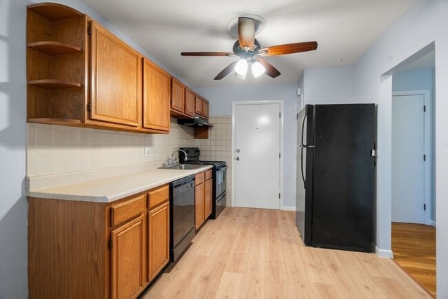 Foto del edificio - 22 Branchfield St