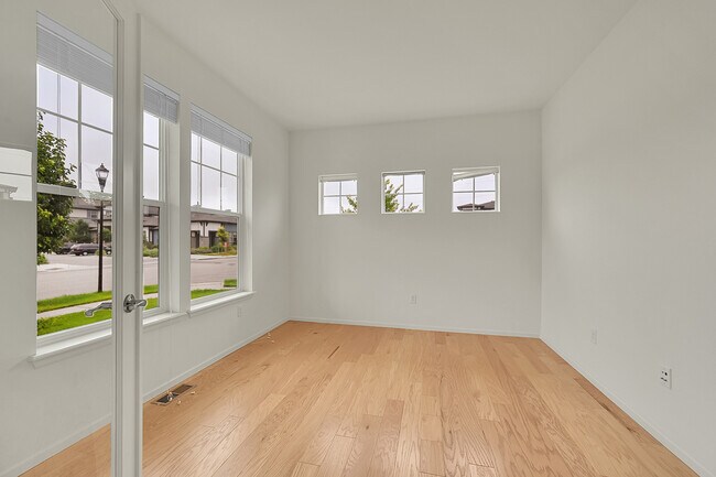 Foto del edificio - 1449 Rustic Dr