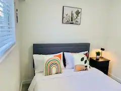 Photo du bâtiment - 558 16th Av E