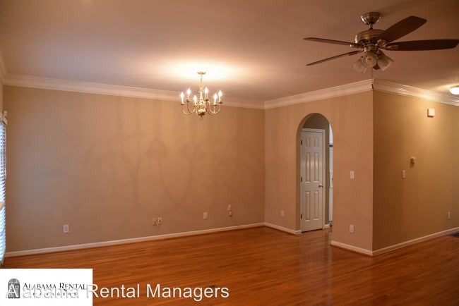 Building Photo - 219 Meadow Croft Cir