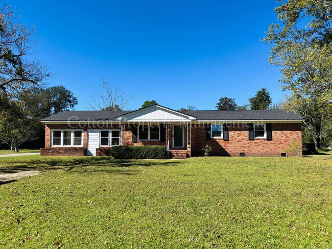 Foto del edificio - 101 Hyacinth Ave