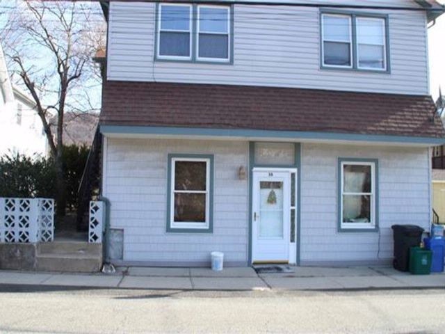 Building Photo - 36 Mountain Ave