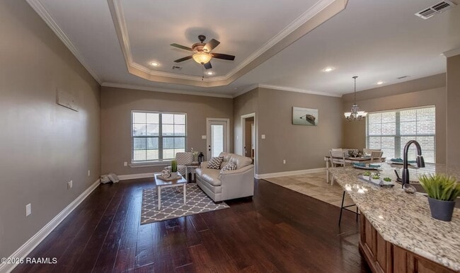 Building Photo - 315 Hill Ridge Dr