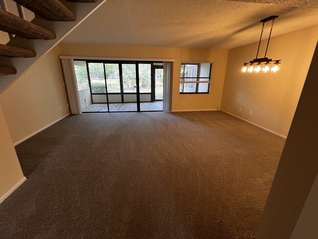 Living room - 395 Woods Landing Trl