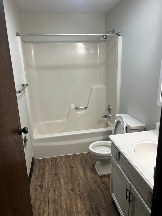 Foto del edificio - 760 Heritage Dr