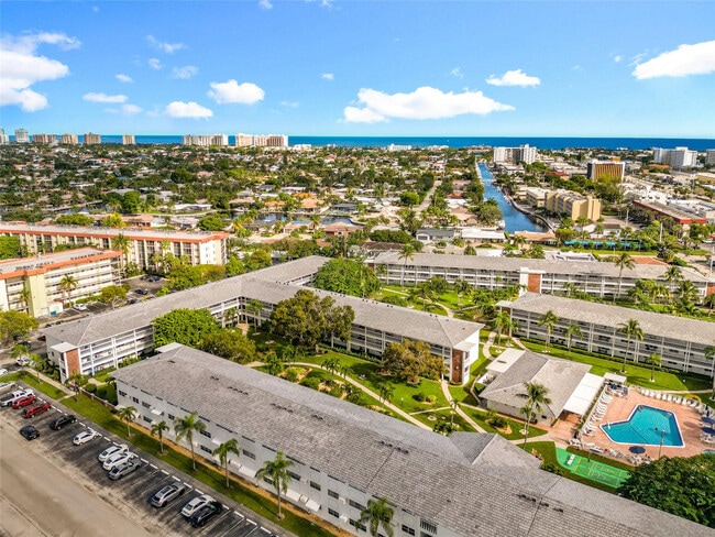 Foto del edificio - 5208 NE 24th Terrace