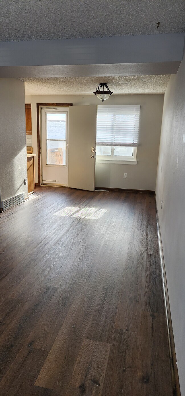 Foto del edificio - 2625 Sagebrush Ave