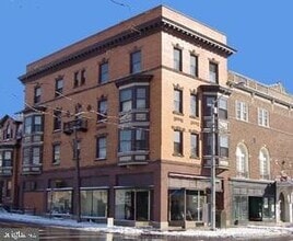 Building Photo - 10 E Princess St