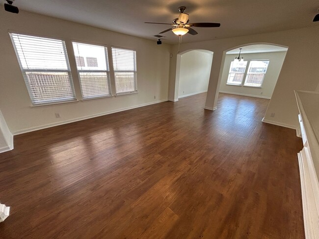 Foto del edificio - **APPLICATION RECEIVED** MOVE IN SPECIAL!!...