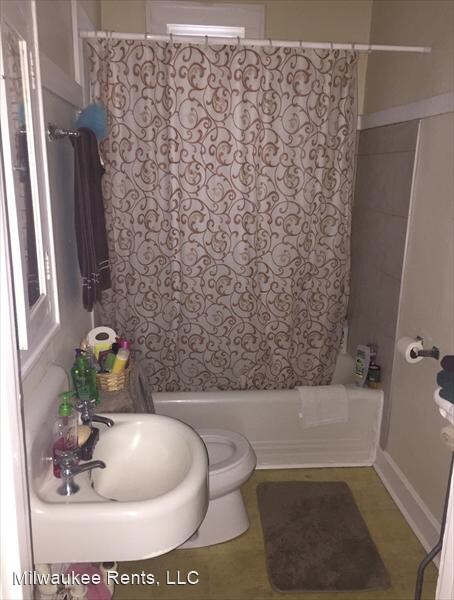 Foto del edificio - 2 br, 1 bath Apartment - 2943 N. Fratney St.