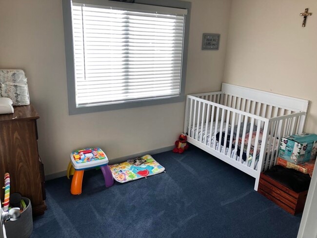 Foto del edificio - 1552 Beloit Ave