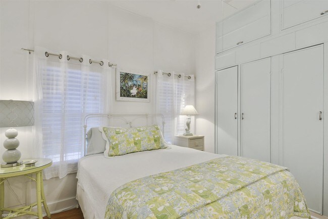 Foto del edificio - 1 br, 2 bath House - Sunny View