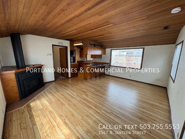 Foto del edificio - 1547 N Jantzen St
