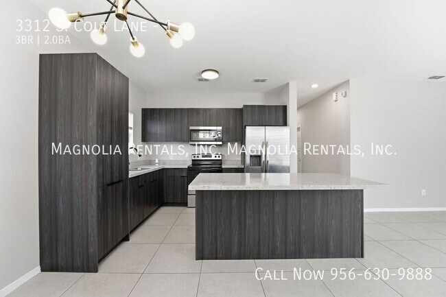 Foto del edificio - 3312 S Colt Ln