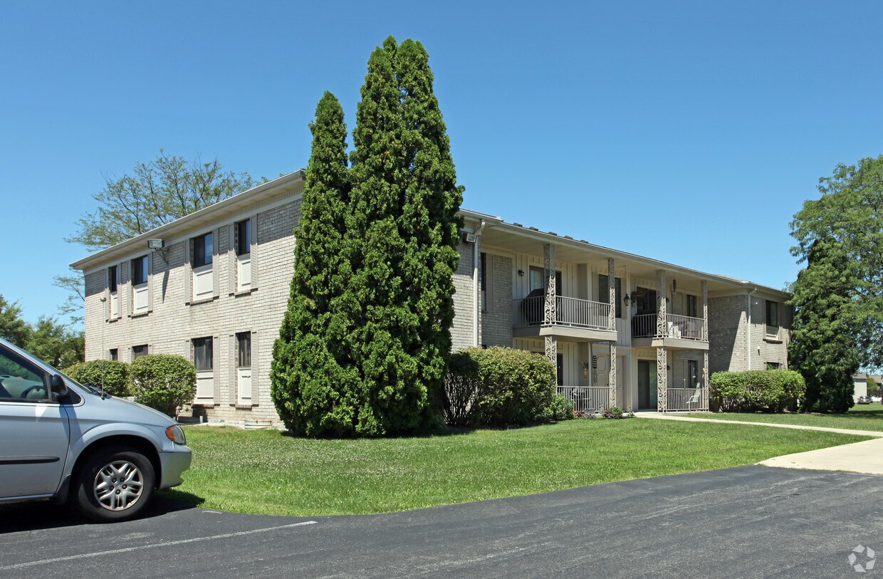 1812 Middlesbrough Ct, Maumee, OH 43537 Apartments in Maumee, OH