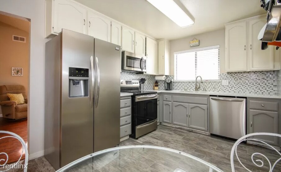 Primary Photo - 2 br, 2 bath House - 3583 Binghamton Dr