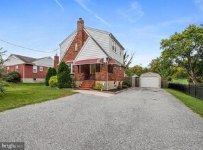 Building Photo - 7844 St Thomas Dr